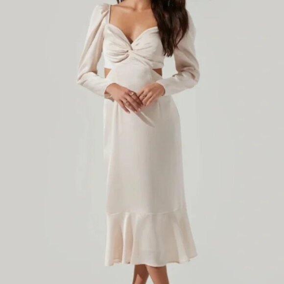 NWOT ASTR the label LAINIE CUTOUT LONG SLEEVE MIDI DRESS - Size XL - Picture 2 of 7
